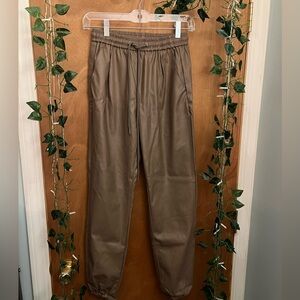 Hey Babe Tan Faux Leather Fashion Jogger Size Small